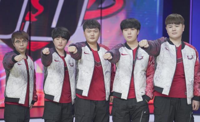 末尾的两粒 末尾的两粒