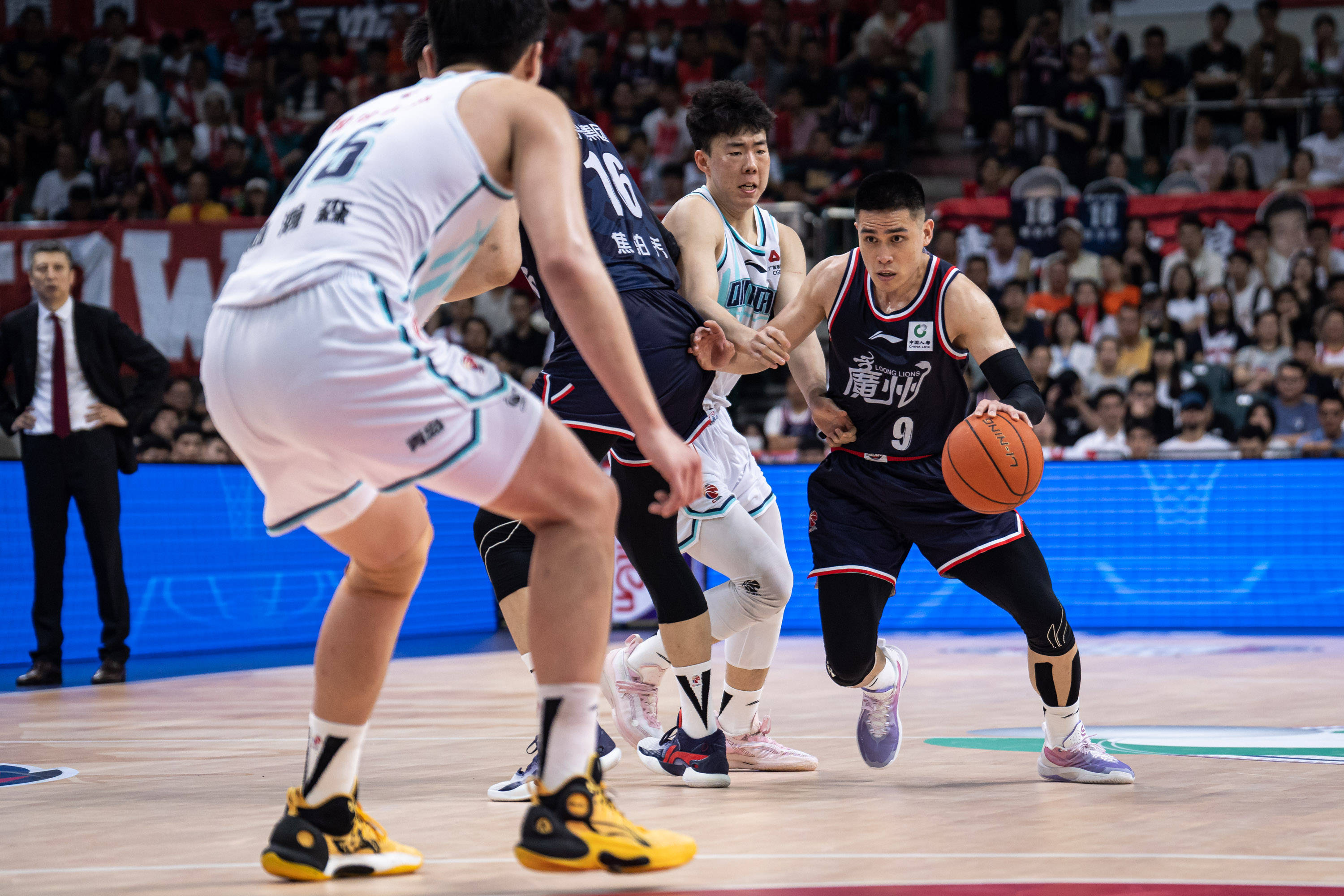 却在落地推 却在落地推